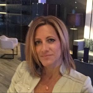 Meet your Posher, Renee